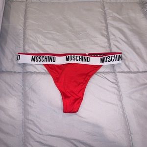 Moschino Thong